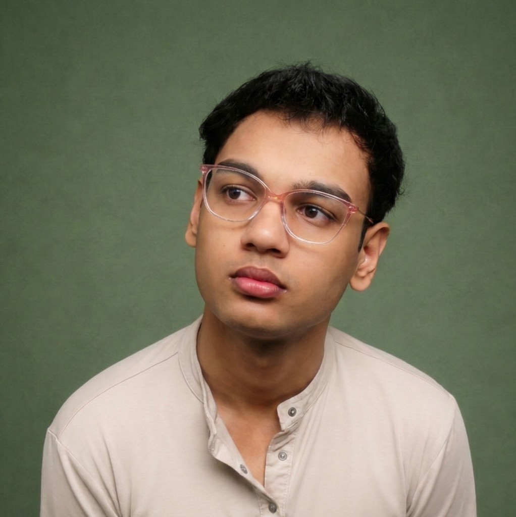 Akshat Kushwaha headshot